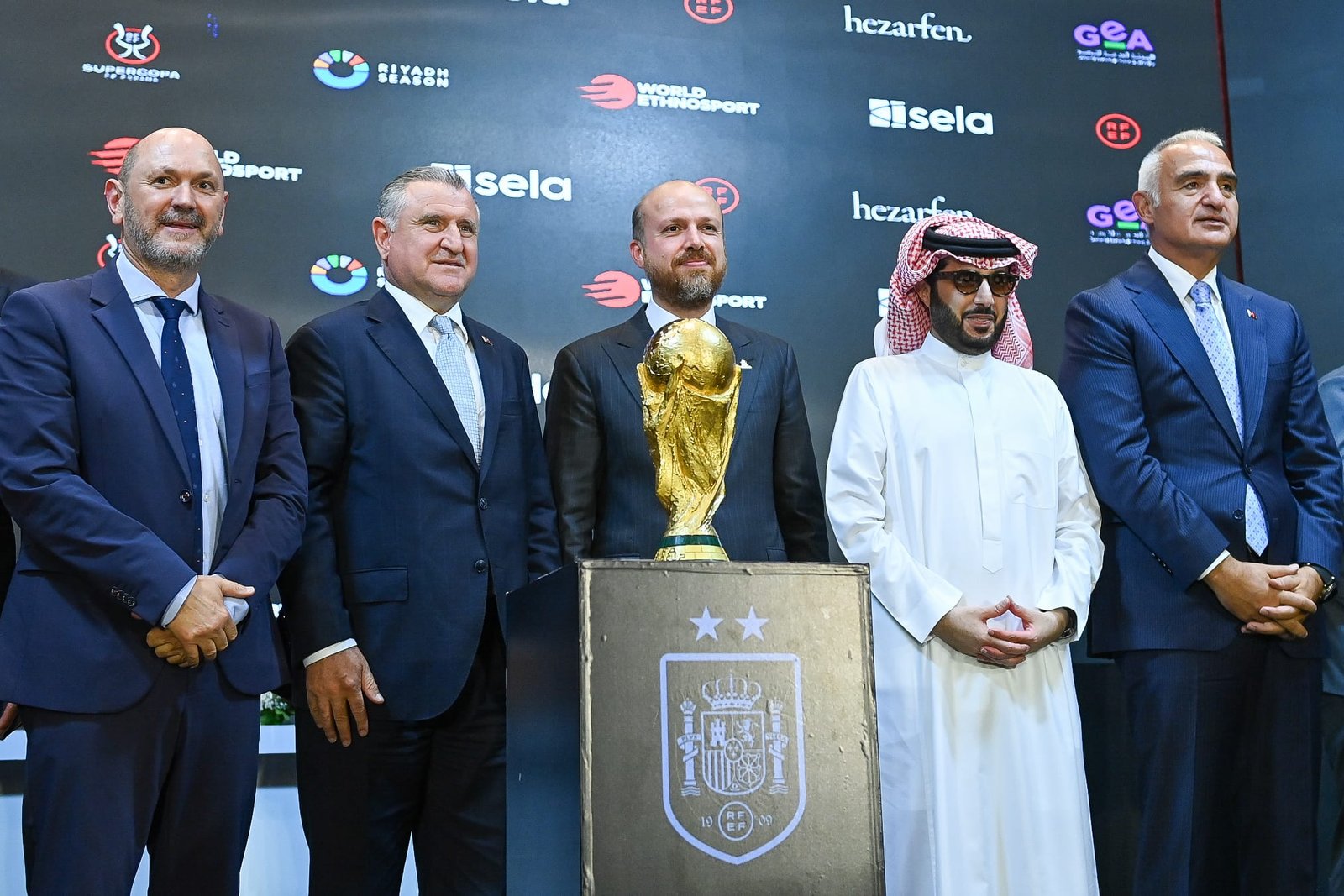 Patru giganți ai fotbalului spaniol, pe o singură scenă spectaculoasă: Istanbul va găzdui Supercupa Spaniei 2027