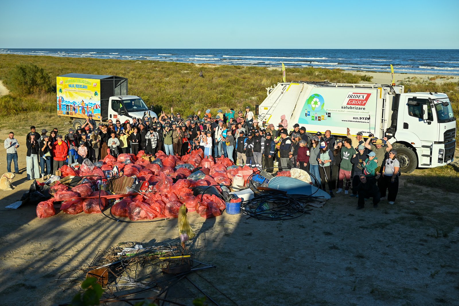 Corbu Cleanup Day, cel mai amplu eveniment recurent de ecologizare de pe litoralul românesc, la a treia ediție: peste 250 de participanți au curățat trei kilometri de plajă