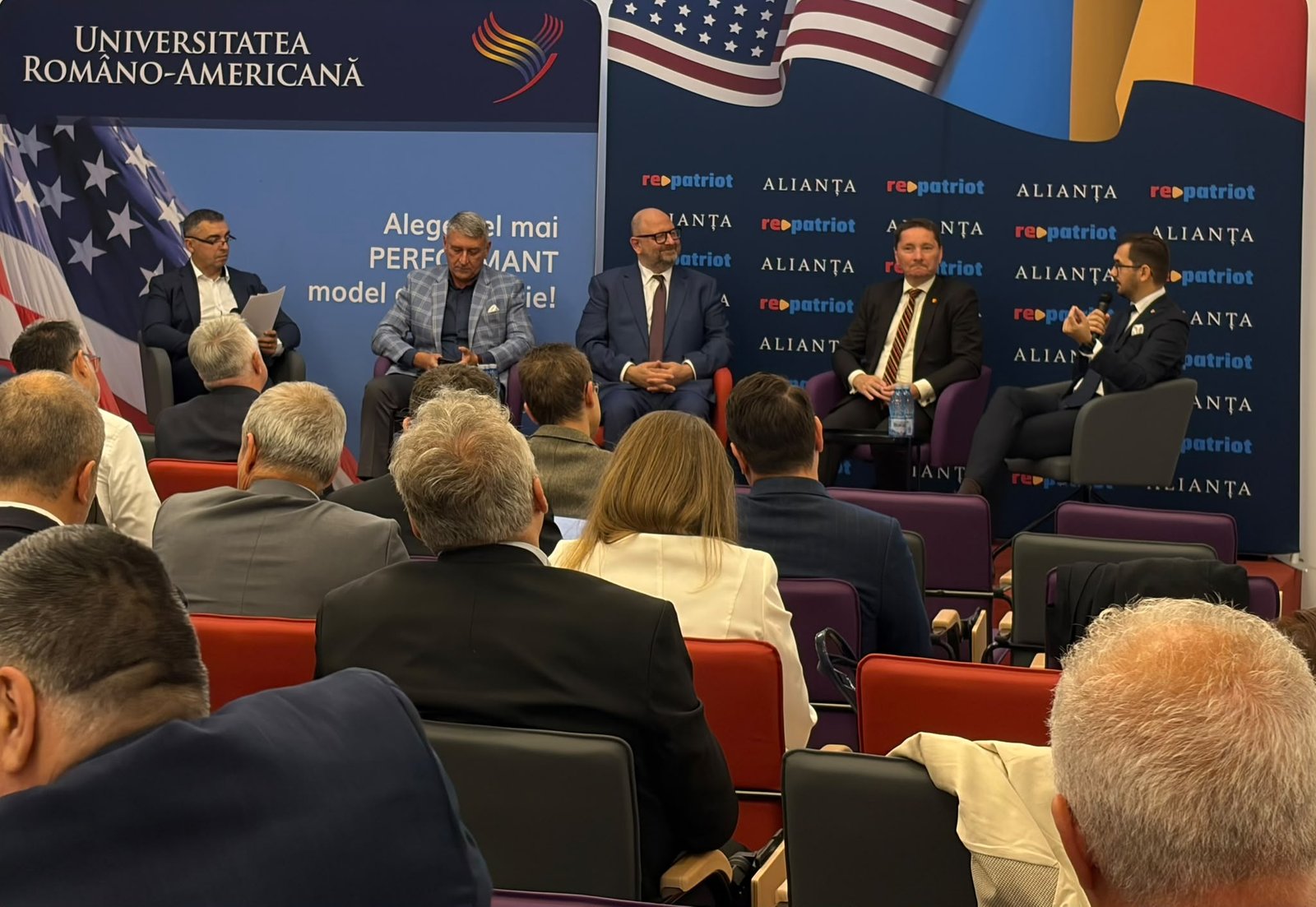 „Democrația nu este de vânzare”: la Romanian Trusted Tech Dialog 2026, oficiali, experți și jurnaliști au dezbătut provocările actuale