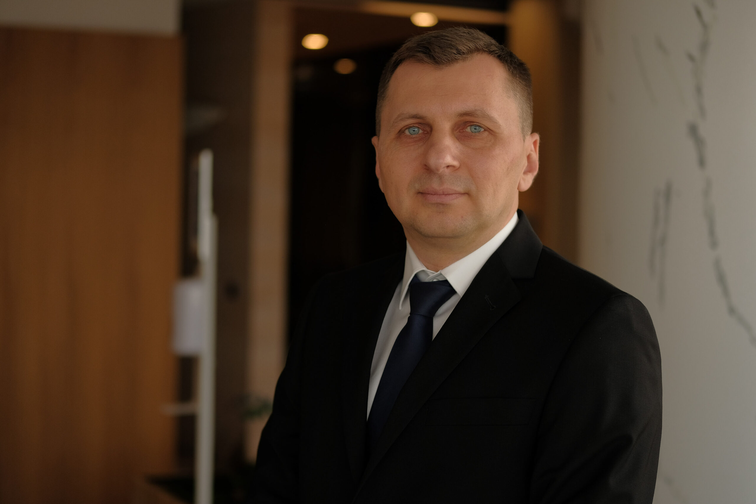 Cum să vinzi o afacere în România la valoarea maximă: cinci factori care fac diferența între un exit bun și unul excepțional