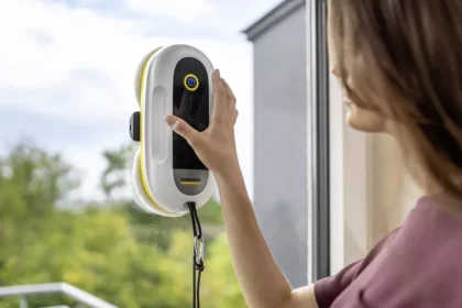 robotul-de-spalat-geamuri-karcher-rcw-2